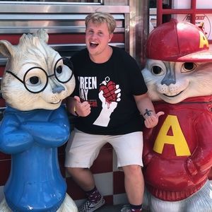 Meet your Posher, Austin